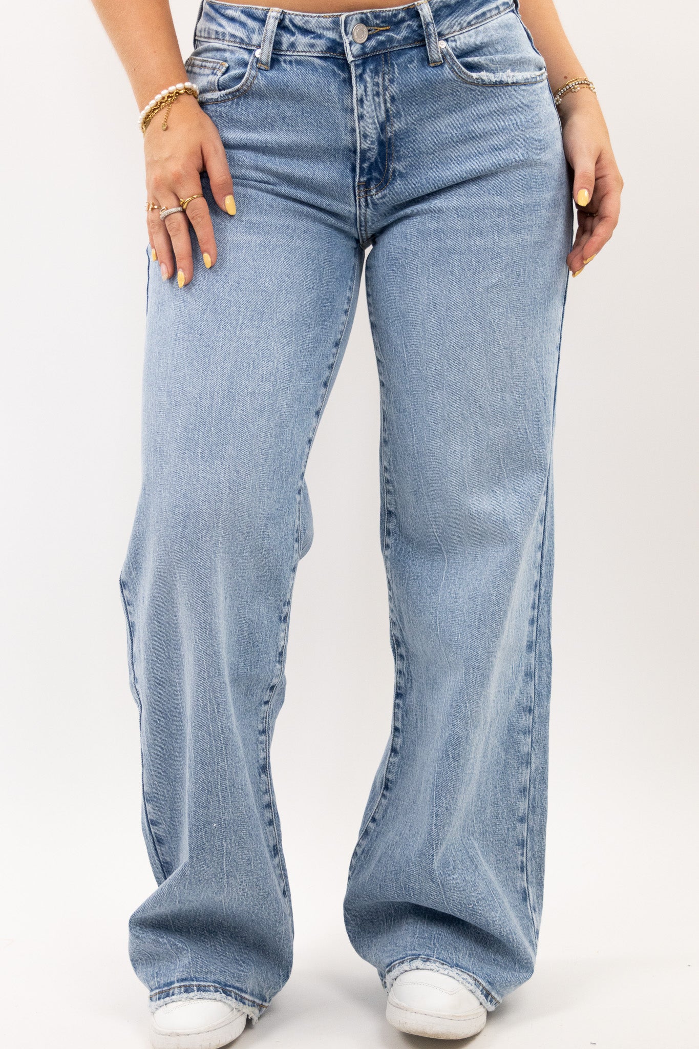 Lula Wide Leg Jeans