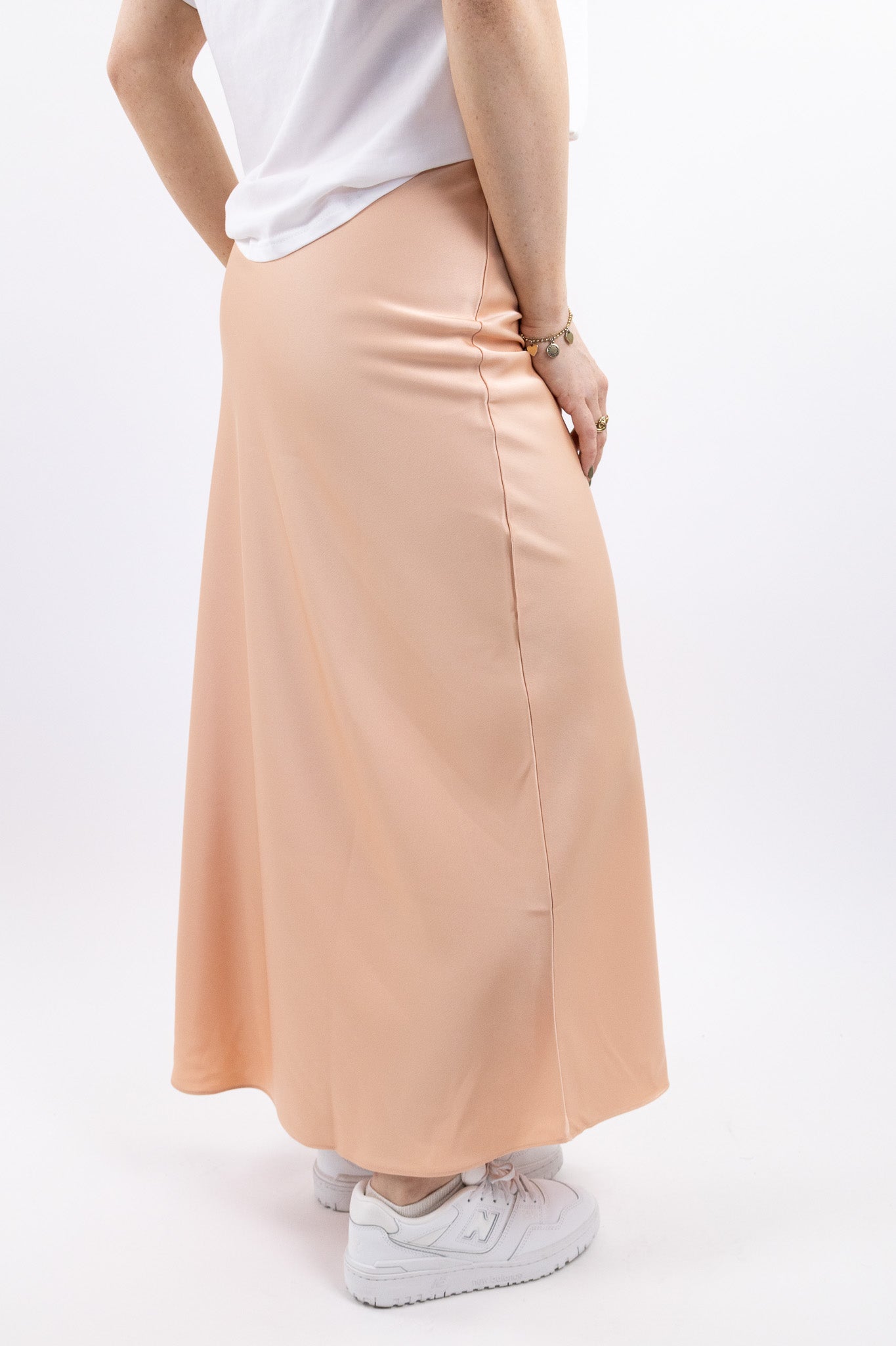 Rae satin skirt
