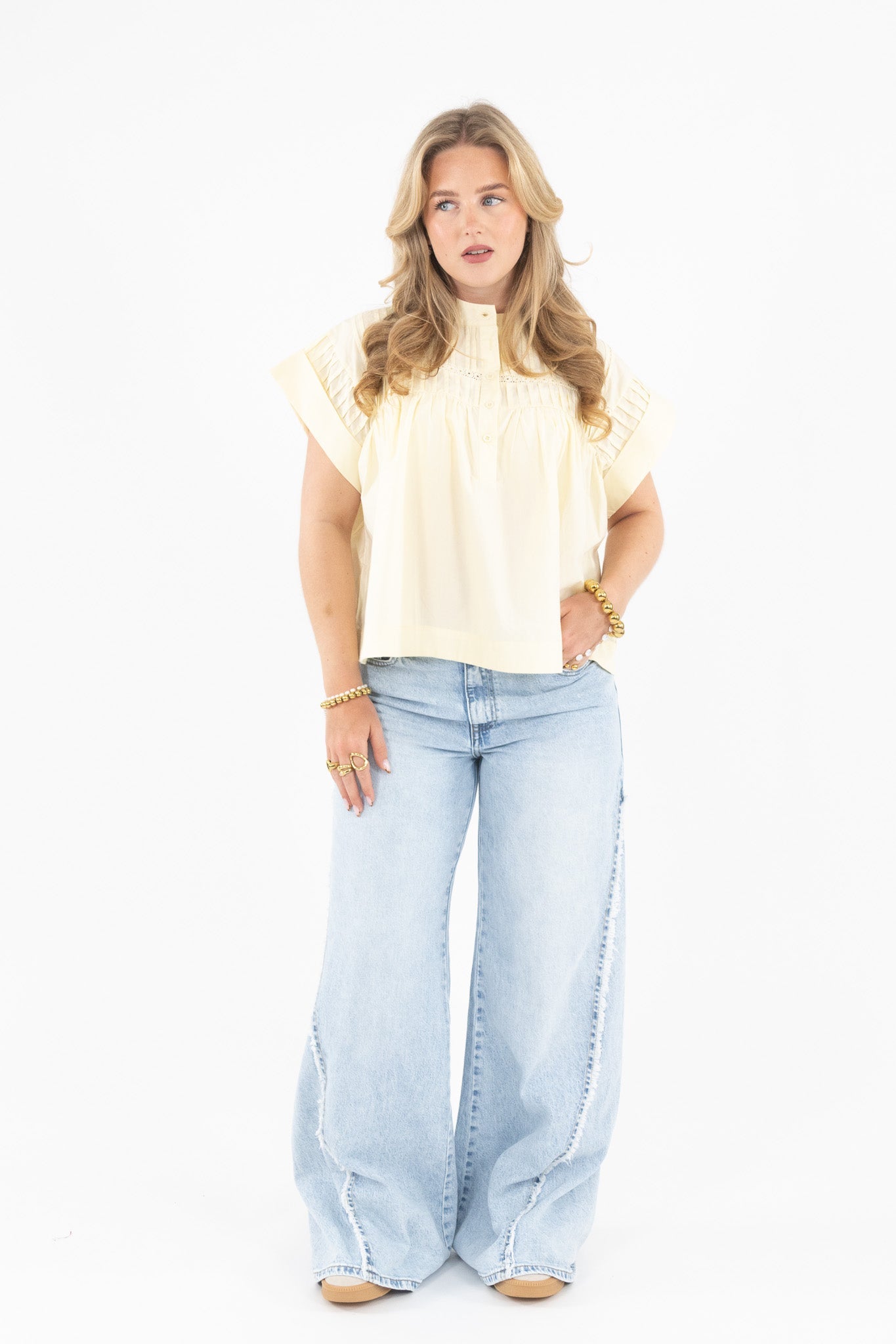 Chic Detail Blouse