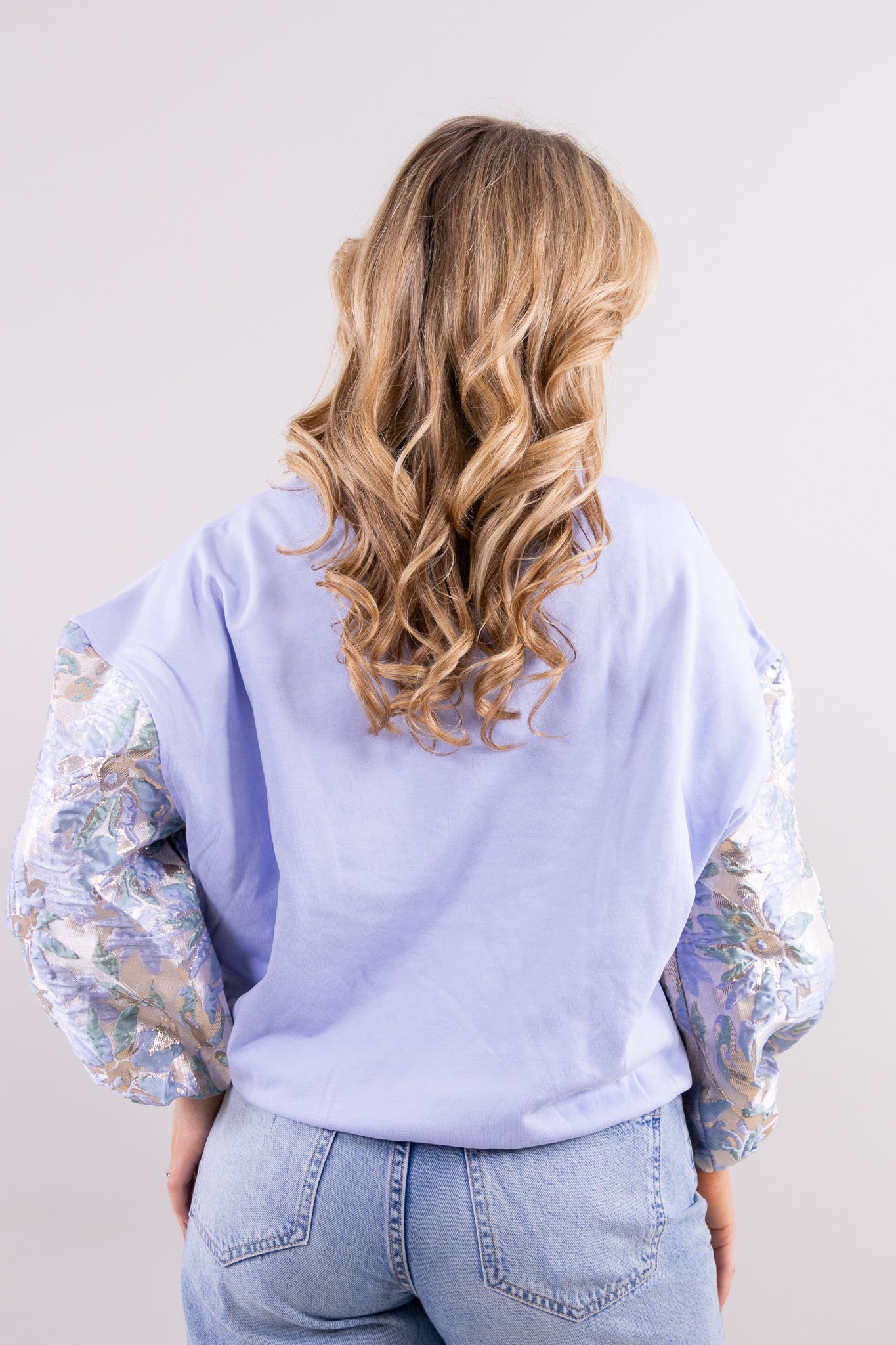 Joya flower sweater