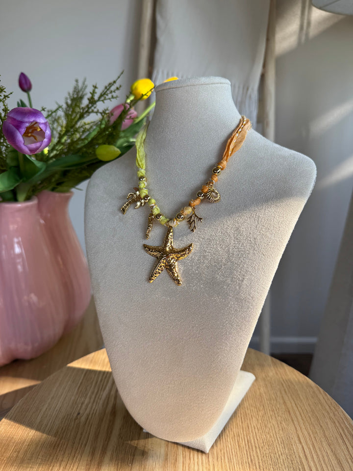 Coral star necklace